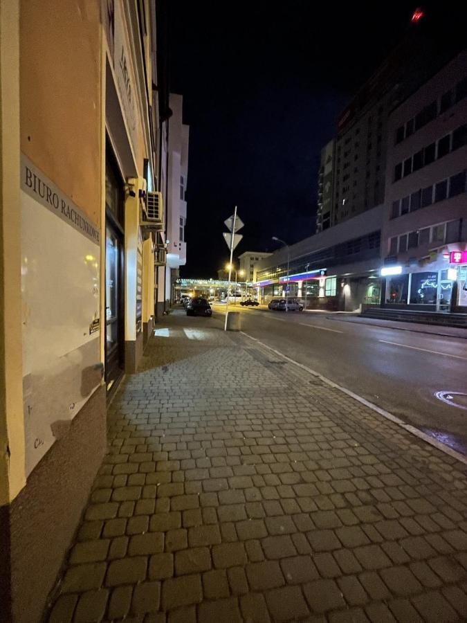 Apartament Przy Kladce Rzeszów Esterno foto